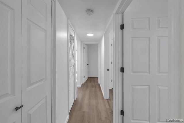 8029 Roosevelt Street, Taylor, MI 48180