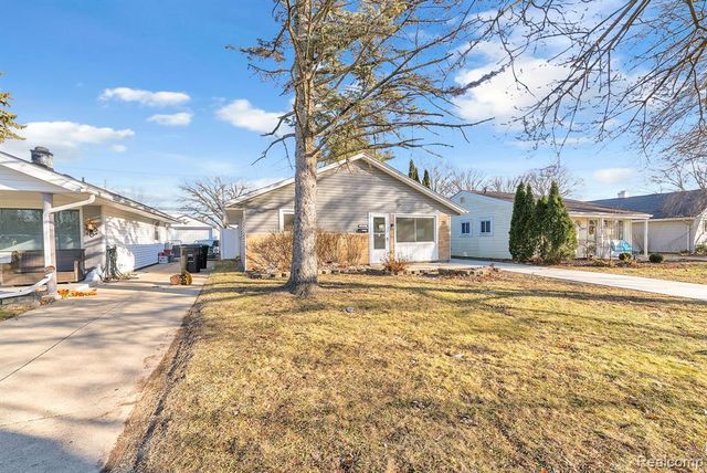 8029 Roosevelt Street, Taylor, MI 48180