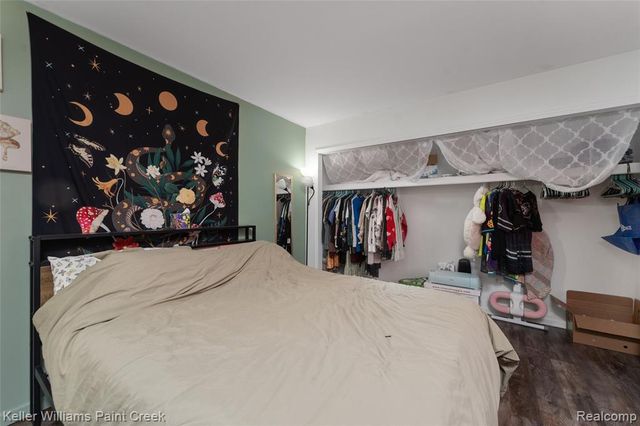 1129 Marquette Ct, Rochester Hills, MI 48307