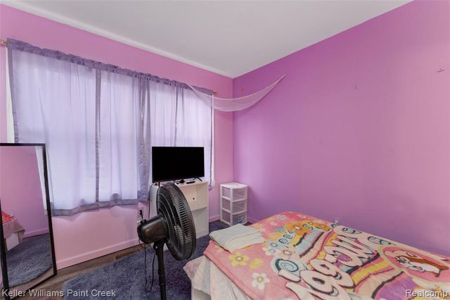 1129 Marquette Ct, Rochester Hills, MI 48307