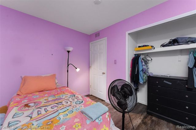 1129 Marquette Ct, Rochester Hills, MI 48307