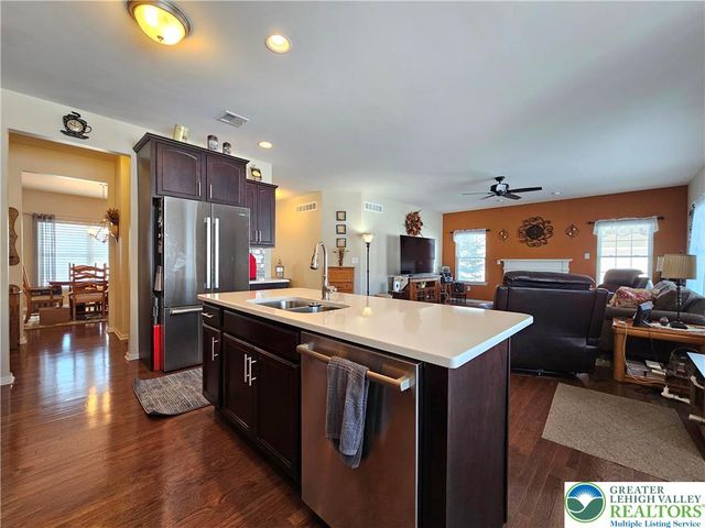 118 East 1st Street, Wind Gap Boro, PA 18091