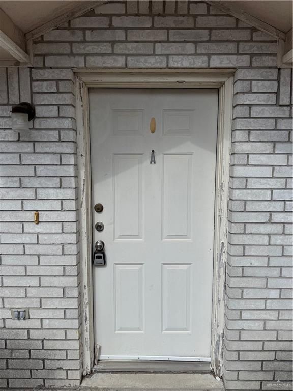 1500 Prosperity Drive B, Edinburg, TX 78541