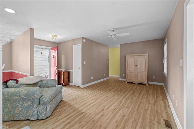 8 River CV, Portsmouth, VA 23703