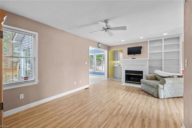 8 River CV, Portsmouth, VA 23703