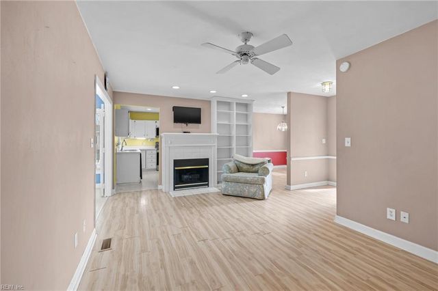 8 River CV, Portsmouth, VA 23703