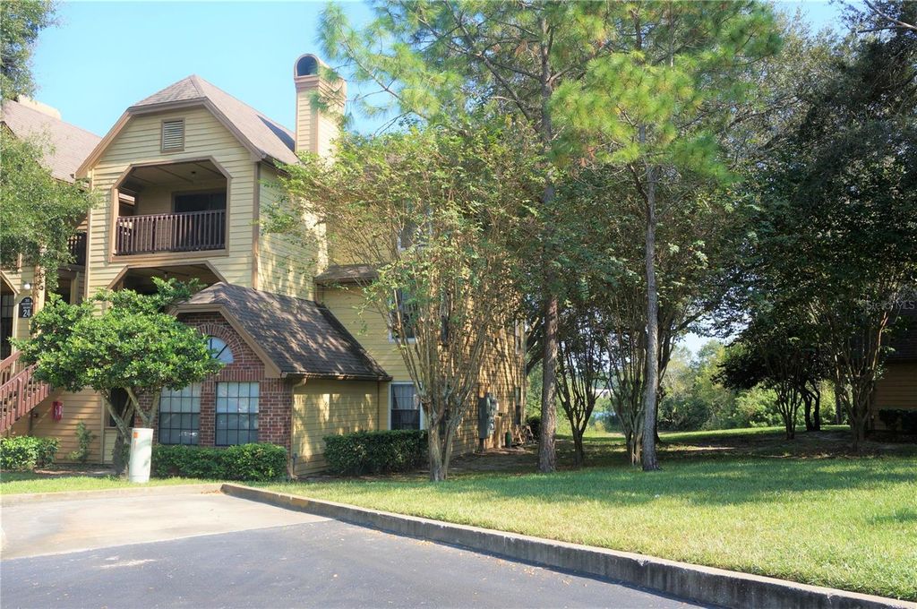 315 LAKEPOINTE DRIVE 102, Altamonte Springs, FL 32701