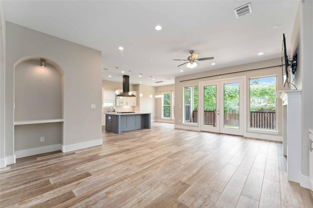 4310 Fernwood Drive, Houston, TX 77021