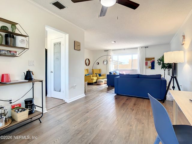 12 COLLINSON Court, Palm Coast, FL 32137