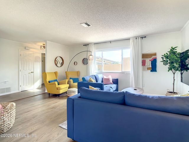 12 COLLINSON Court, Palm Coast, FL 32137