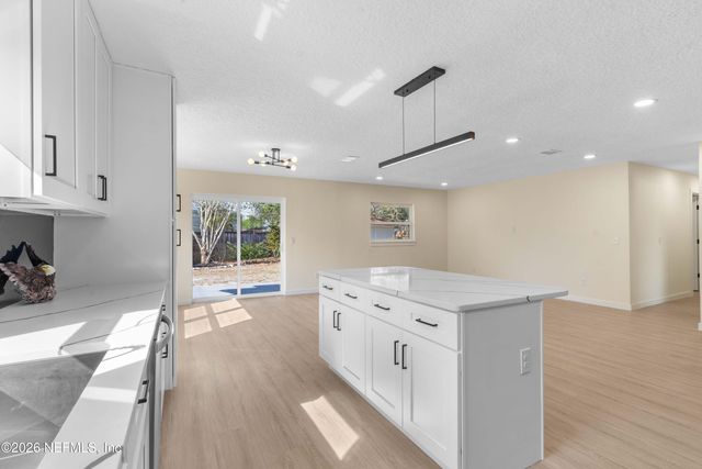 7738 RONDEAU Drive E, Jacksonville, FL 32217