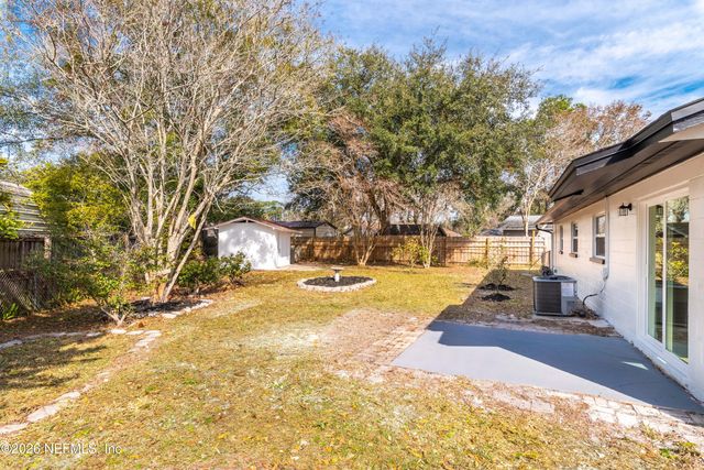 7738 RONDEAU Drive E, Jacksonville, FL 32217