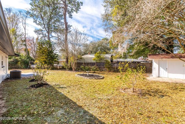 7738 RONDEAU Drive E, Jacksonville, FL 32217