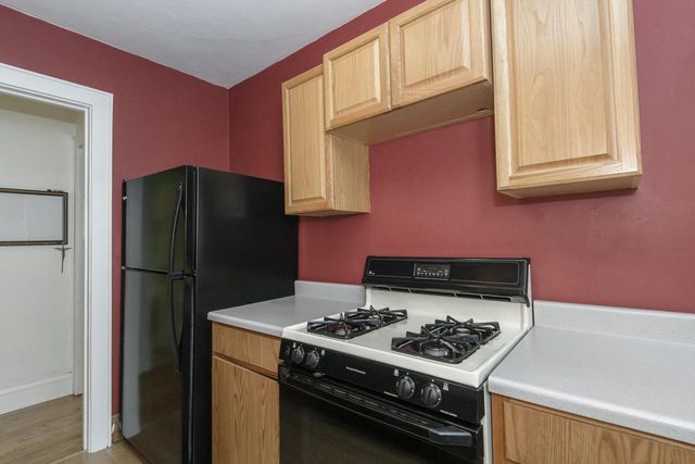 220 Fox STREET, Mukwonago, WI 53149