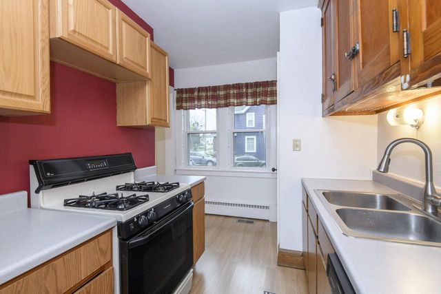 220 Fox STREET, Mukwonago, WI 53149