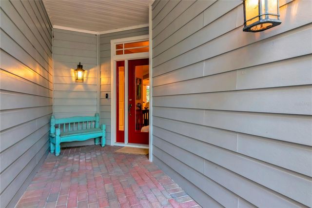 2837 BAYSHORE TRAILS DRIVE, Tampa, FL 33611