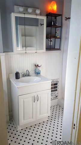 1833 Wisteria St, Baton Rouge, LA 70802