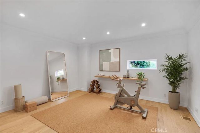 10050 Olivia Ter, Sun Valley, CA 91352