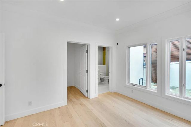 10050 Olivia Ter, Sun Valley, CA 91352