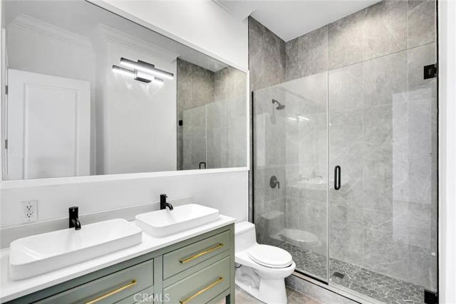 10050 Olivia Ter, Sun Valley, CA 91352