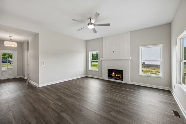 1930 Old Snow Hill Rd, Dowelltown, TN 37059