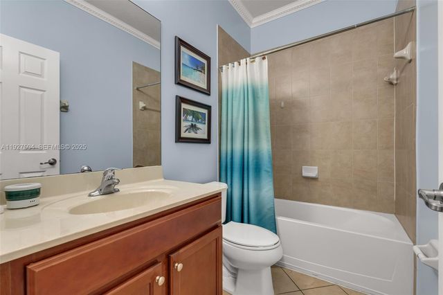 7161 SW 163rd Pl, Miami, FL 33193