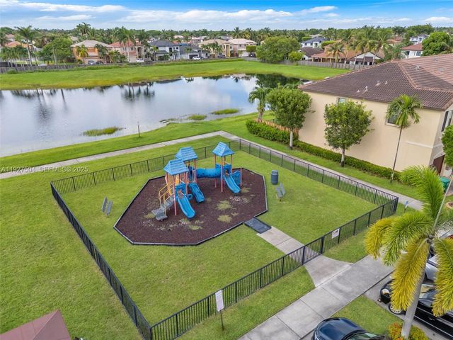 7161 SW 163rd Pl, Miami, FL 33193