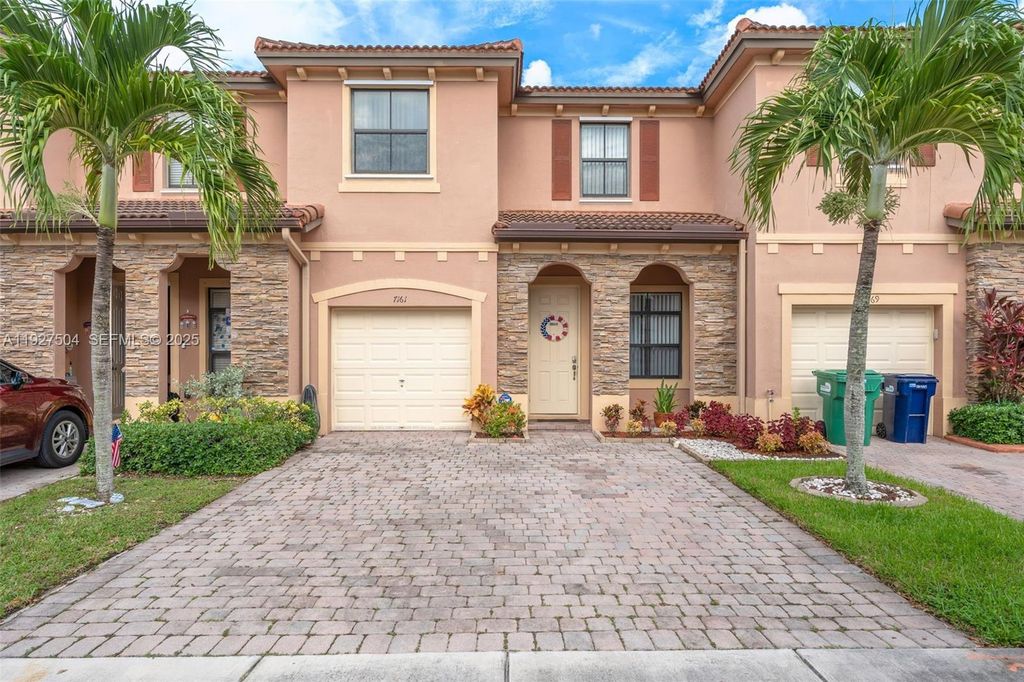 7161 SW 163rd Pl, Miami, FL 33193