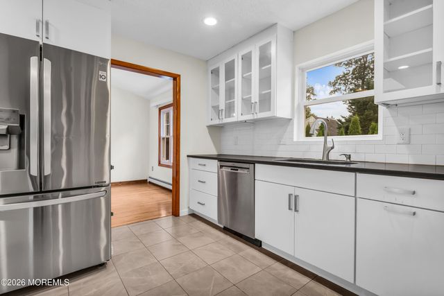 225 Genoa Avenue, Toms River, NJ 08753