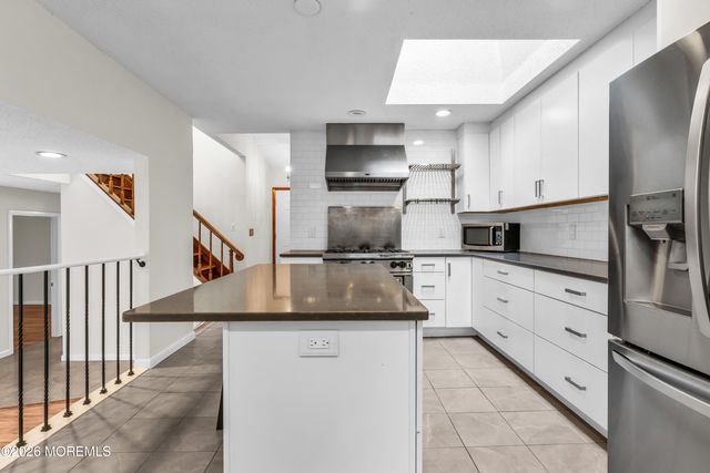 225 Genoa Avenue, Toms River, NJ 08753
