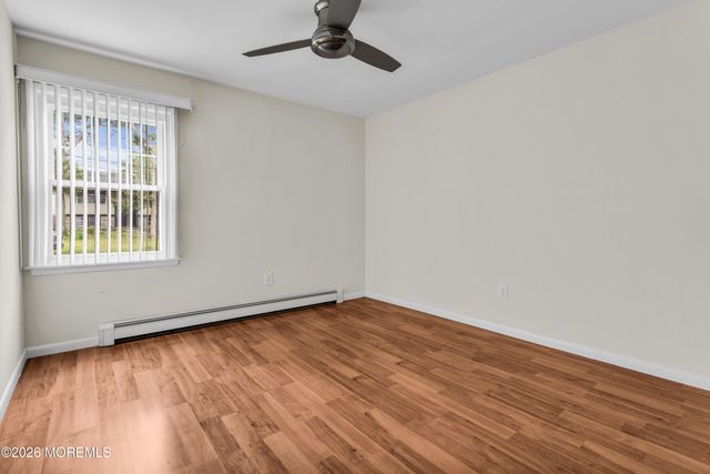 225 Genoa Avenue, Toms River, NJ 08753