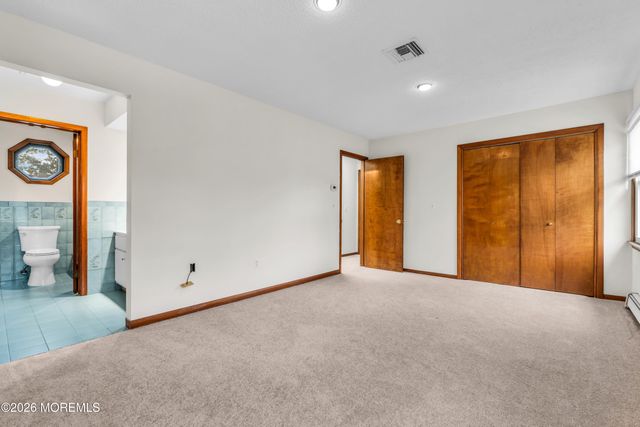 225 Genoa Avenue, Toms River, NJ 08753