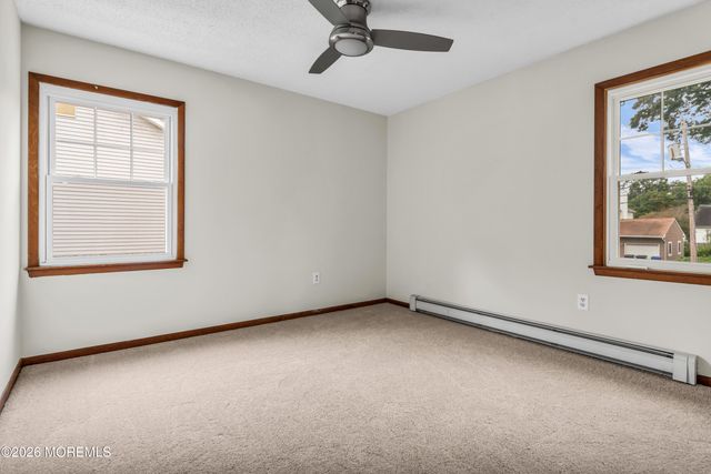 225 Genoa Avenue, Toms River, NJ 08753