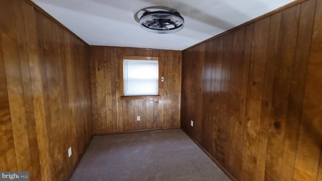 1055 KENWOOD AVE, Camden, NJ 08103