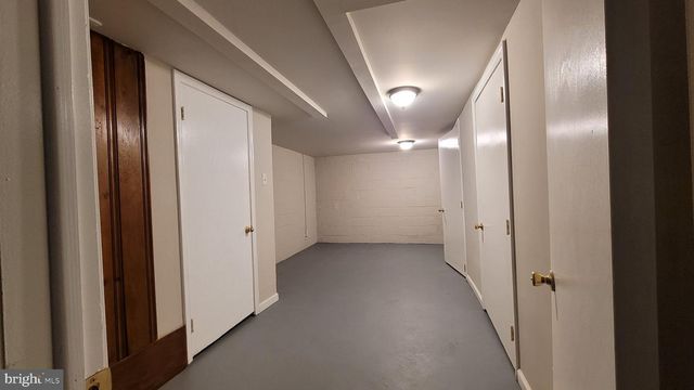 1055 KENWOOD AVE, Camden, NJ 08103