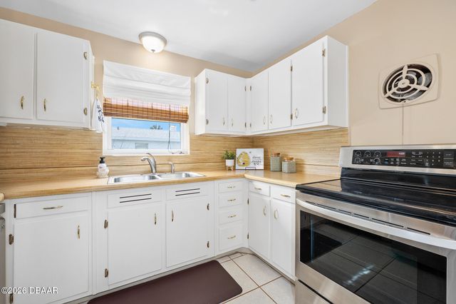 336 Seaview Avenue, Daytona Beach, FL 32118