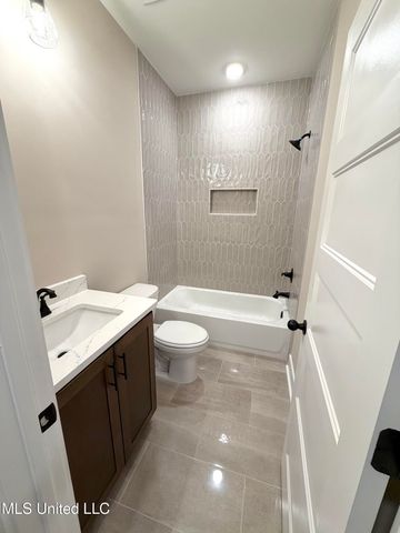 4291 S Bolivar Trail, Olive Branch, MS 38654