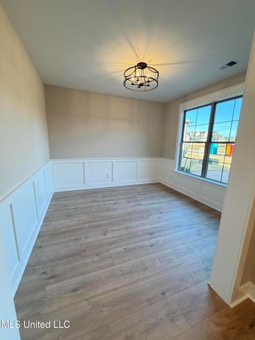 4291 S Bolivar Trail, Olive Branch, MS 38654