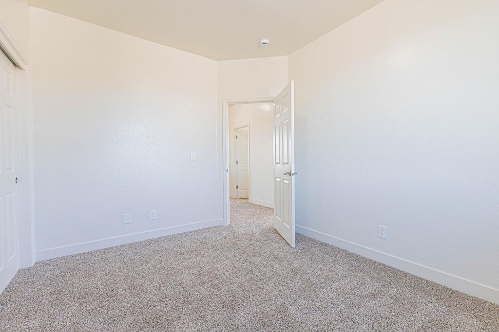 Image 14 of property listing at 772 San Andrea Avenue, Madera, CA 93637