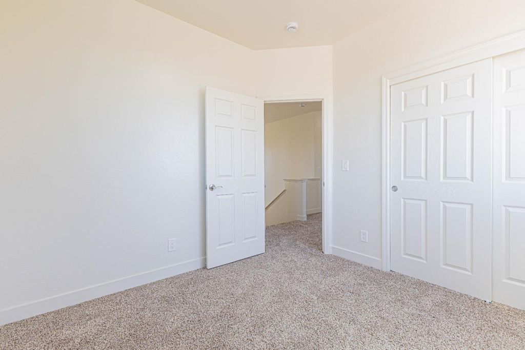 Image 16 of property listing at 772 San Andrea Avenue, Madera, CA 93637