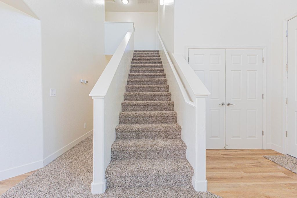 Image 4 of property listing at 772 San Andrea Avenue, Madera, CA 93637