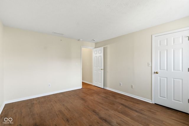 12519 Timber Creek Drive UNIT 10, Carmel, IN 46032