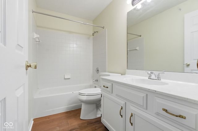 12519 Timber Creek Drive UNIT 10, Carmel, IN 46032