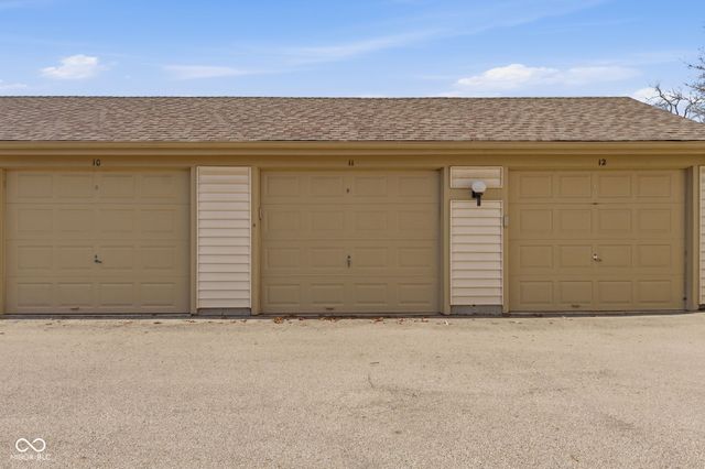 12519 Timber Creek Drive UNIT 10, Carmel, IN 46032