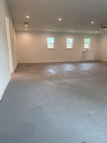 115 Penick Road, Waller, TX 77484