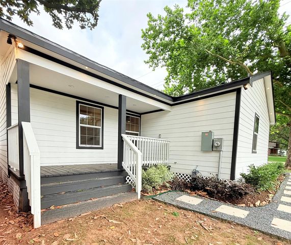 115 Penick Road, Waller, TX 77484