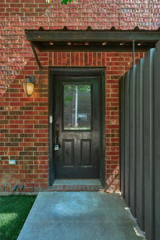 2422 Navigation Boulevard E, Houston, TX 77003