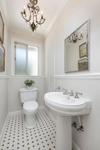 1455 Cabrillo Avenue, Burlingame, CA 94010