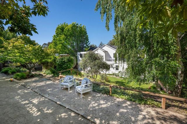1455 Cabrillo Avenue, Burlingame, CA 94010