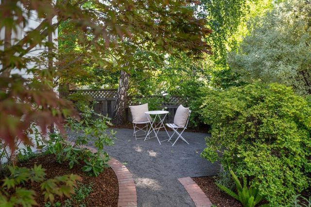 1455 Cabrillo Avenue, Burlingame, CA 94010